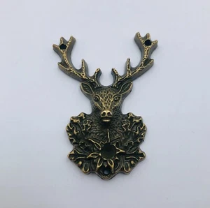 2 dijes cabeza de ciervo artesanía colgante de metal tono bronce 2"" x 1,5"" pulgadas - Imagen 1 de 2