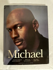 The Definitive Word on Michael Jordan Hardcover Book 1998 Beckett - Picture 1 of 2