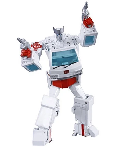 Transformers Masterpiece MP30 ratchet figure Cover