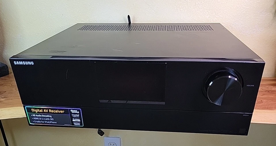 Samsung Reciever HW-C700BS  - Image 1 of 4