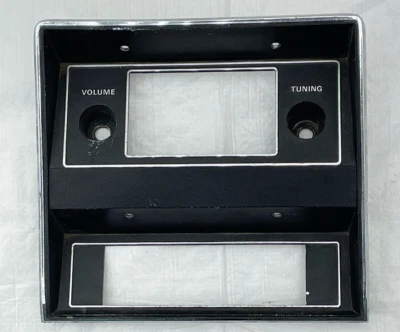 Bisel de tablero de radio Mustang 1971-1973 Mercury Cougar interior placa frontal Foto 1 de 4