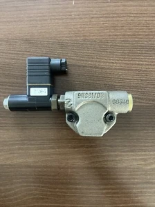 911381/03 Schwenkwinkel für Rexroth Pumpe - Bild 1 von 3