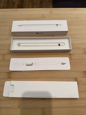 Apple Pencil (1ª generación) - MK0C2AM/A Foto 1 de 2