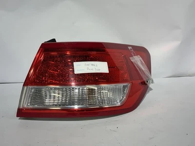 🐸 BONITA LUZ TRASERA DERECHA PASAJERO LINCOLN MKZ 2010-2012 LUZ TRASERA LÁMPARA   Foto 1 de 2