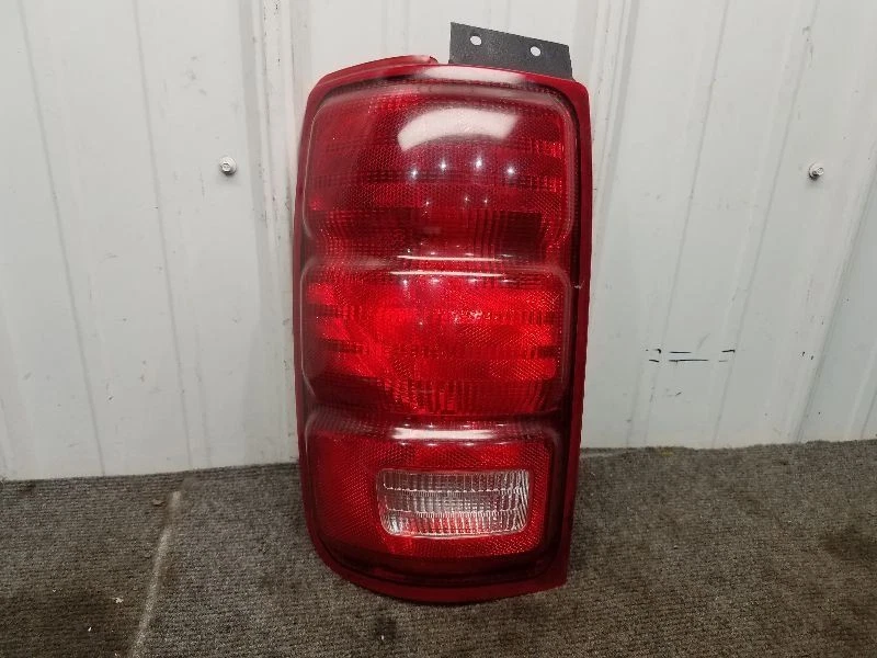 1997-02 Ford Expedition Drivers Left Tail Light  - Image 1 of 2