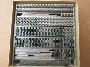 Letterpress Lead Type 12 Pt. Decorative Holiday Border C13 - Picture 1 of 9