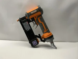 RIDGID R138HPF 23 Gauge Brad Nail Gun F72 🔥USED🔥 - Picture 1 of 3