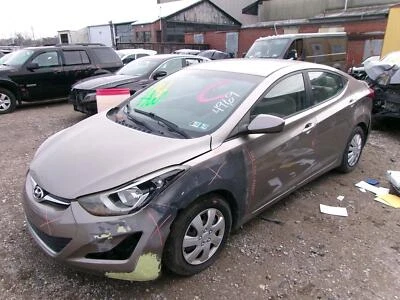 Eje de transmisión delantero derecho usado se adapta a: Hyundai Elantra 2016 delantero AT 2,0 L escotilla Foto 1 de 4