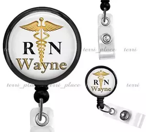 Nombre Personalizado RN Enfermería Trabajo Médico Identificación Portainsignias Carrete para Tarjetas Retráctil - Imagen 1 de 1