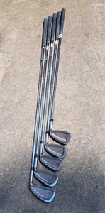 Titleist DCI Irons 2, 4, 6, 8, P / Flex Steel Shaft Right Hand - Picture 1 of 11