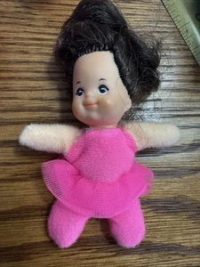 Vintage Mattel 1978 Schuh Baby Bohnen Mini Puppen 3" Ballerina Bohnen hellrosa - Bild 1 von 3