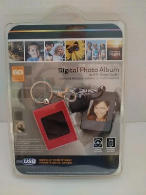 Innovate Digital Photo Album Keychain 8MB USB Rechargeable 60 Color Photos NEW! - Image 1 of 4