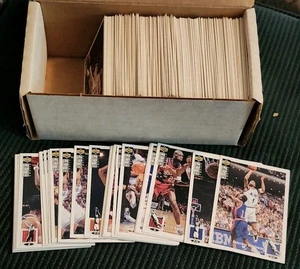 Approx. 325 1994-95 Upper Deck collector's choice Series 1 Basketball Cards Lot - Picture 1 of 2