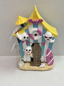 SUMMERWEEN Halloween Haunted LED Light Up Ghost Beach Lifeguard House NEW! - Picture 1 of 9