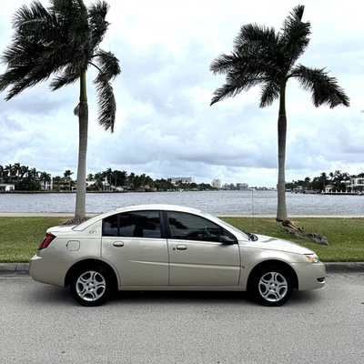 Saturn Ion 2003 poco kilometraje 38 k único dueño Carfax limpio no humo Foto 1 de 4