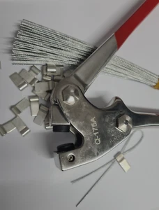 50x UK ELECTRIC METER FLAG SECURITY TAMPER SEAL & WIRES & SEALING CRIMPING TOOL - Picture 1 of 5