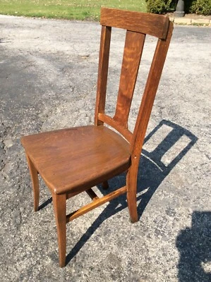 Silla auxiliar vintage de madera primitiva - muy buena Foto 1 de 4