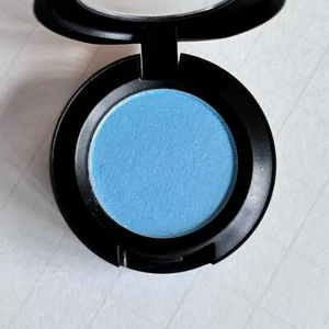 MAC PRO SKY BLUE EYE SHADOW - VINTAGE/COLLECTIBLE!*** - Picture 1 of 6