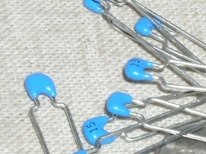 10 NEW MERITEK RADIAL MONOLITHIC CERAMIC RF RFI CAPACITOR 15 PF 15PF 50V NPO USA - Picture 1 of 5