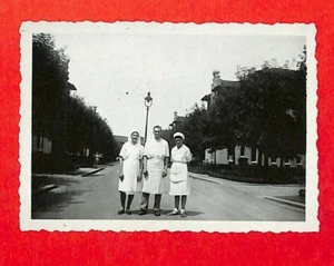INFIRMIERES NURSES / PHOTO AMATEUR / HOPITAL A LOCALISER  - Picture 1 of 1