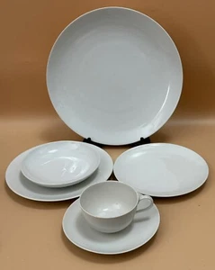KPM Urbino White Four Six Piece Settings 24 Pieces, Trude Petri Designer 1931 - Picture 1 of 20