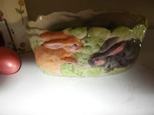 ARIELA PORCELAIN CERAMIC EASTER BUNNY BASKET WITH EGGS, M-2 - Bild 1 von 7