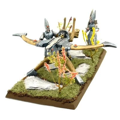 High Elf Repeater Bolt Thrower 1 Painted Miniature Sea Guard - Image 1 of 4