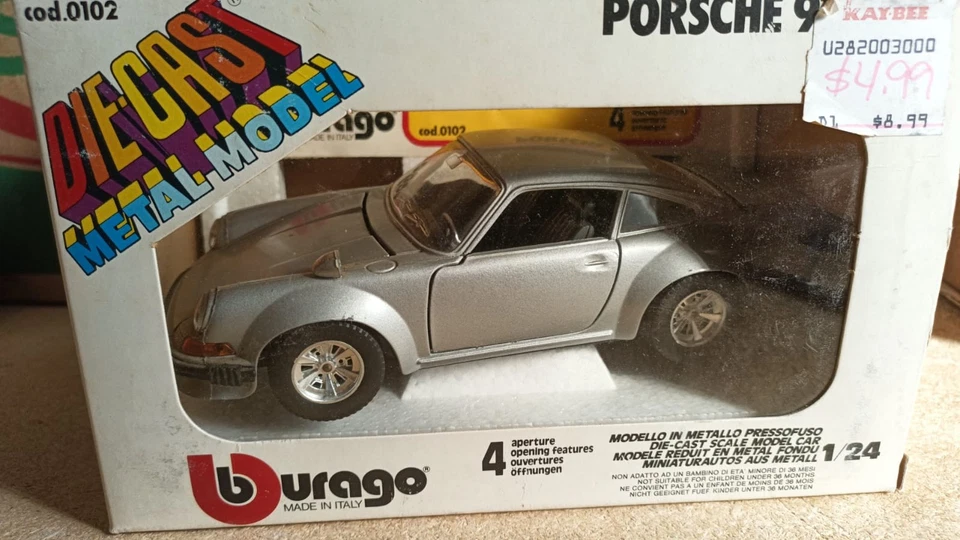 BBURAGO MADE IN ITALY PORSCHE 911 CARRERA PARAFANGHI LARGHI   - 1.24 - Immagine 1 di 1