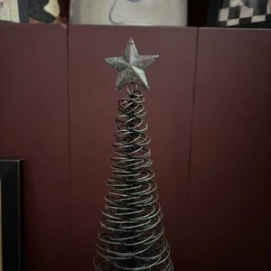 Metallwirbel Weihnachtsbaum 15 Zoll mit Metallsockel & Stern - Bild 1 von 7