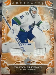 2024-25 UD Artefactos Thatcher Demko Material Naranja Doble Memorabilia/15 Canucks - Imagen 1 de 2