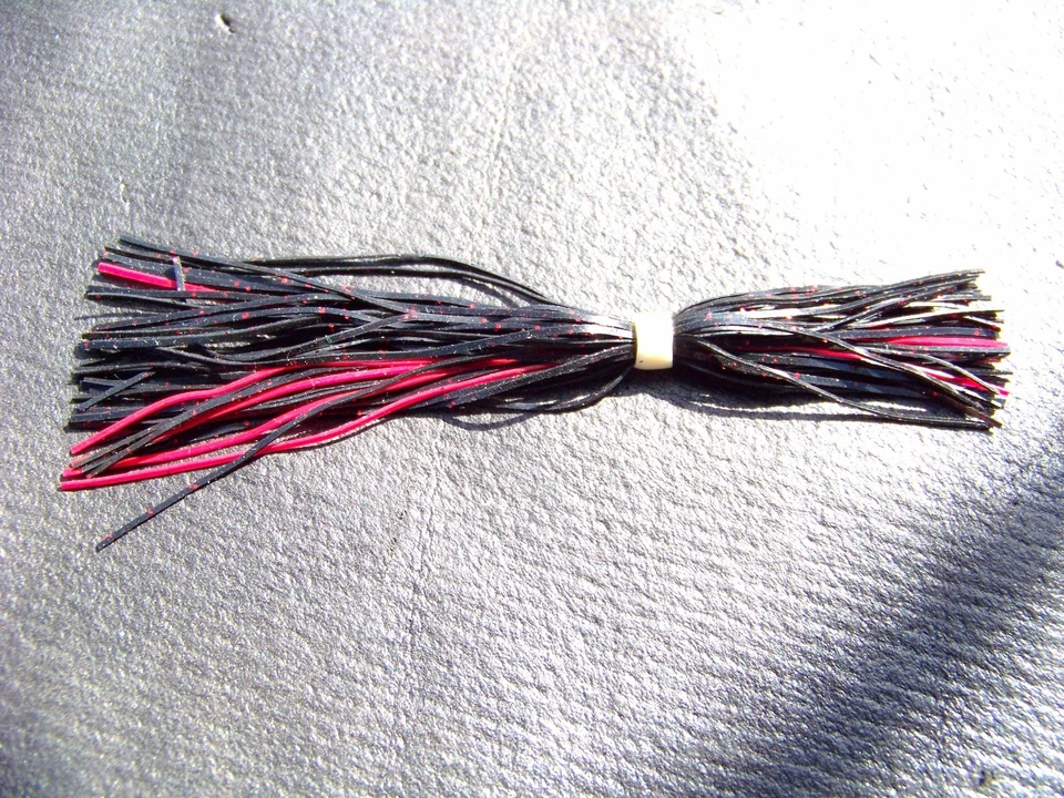 10 FALDAS DE SILICONA - SEÑUELOS PARA HACER PLANTILLAS SPINNER CHATTER BUZZ BAIT Color Silicona #8 Foto 1 de 1