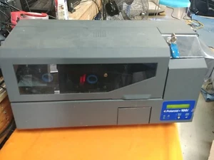 Poloroid - 100i model P100I Double-sided ID Card Printer - Picture 1 of 9