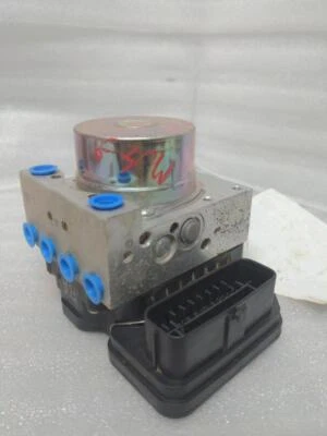 Conjunto de bomba de freno antibloqueo ABS Corolla IM Hatchback OEM 2017-2018 Foto 1 de 3