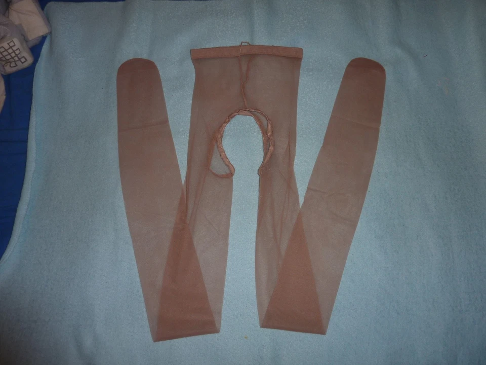 Neue Feinstrumpfhose Ouvert, 20 DEN, Größe L, Farbe Haut - Bild 1 von 1