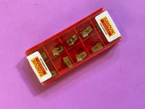 NEW 10pcs. Sandvik N151.2-400-4E 4225 Carbide Inserts - Picture 1 of 1