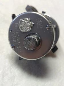 VTG AMBASSADEUR SILVER 2500C GORGEOUS BAITCASTING REEL 770200 Serial Number Nice - Picture 1 of 10