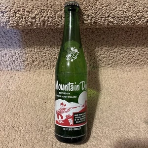 Vintage Full MOUNTAIN DEW GREEN Glass Soda Pop BOTTLE By Seymour & Willard - Picture 1 of 6