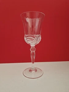 RCR AUREA 7½" white wine glass - Picture 1 of 6