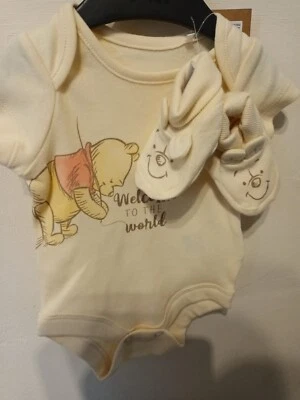 Disney: Winnie the pooh - New baby set - Image 1 of 2