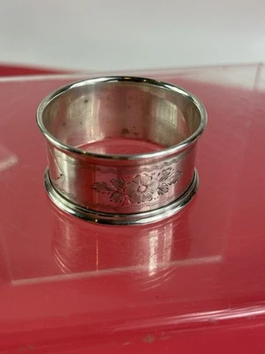 Elegante anillo de servilleta antiguo de plata esterlina de león inglés, sello distintivo 13 gramos Foto 1 de 4