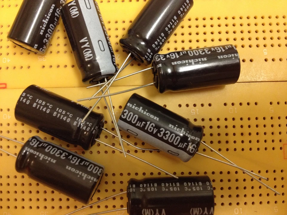 16V 2200uF 3300uF 6800uF Aluminium Electrolytic Capacitors Radial  Multi Qty - image 1 of 1