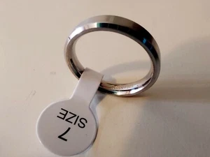 Size 7 Silver Titanium Unisex Band Ring. New. Opened only for photographing. Mak - Picture 1 of 4
