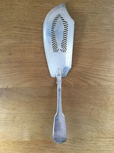 ANTIQUE SOLID SILVER FIDDLE PATTERN FISH SLICE LONDON 1817 - Picture 1 of 6