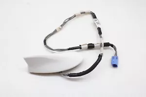 2019 TOYOTA CAMRY SHARK FIN ROOF ANTENNA WHITE 040 OEM 18 19 - Picture 1 of 6