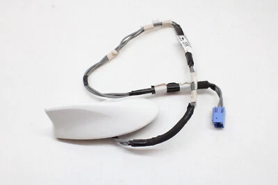 2019 TOYOTA CAMRY ANTENA DE TETO BARBATANA DE TUBARÃO BRANCA 040 FABRICANTE DE EQUIPAMENTO ORIGINAL 18 19 - Imagem 1 de 4