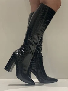 Jana - Black Croc Knee Highs with Block Heel & Pointy Toe with Zip Closure - Picture 1 of 5