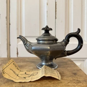 Vintage Zinn Teekanne Hodgkinson Dewsnap & Lowe Genie Lampe Tea Pot - Bild 1 von 8