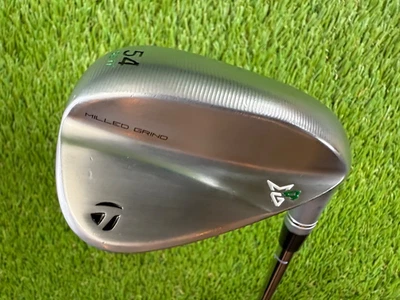 TaylorMade MG4 54* Wedge SB 11* RH | Dynamic Gold Tour Issue 115 g Wedge Flex Foto 1 de 4