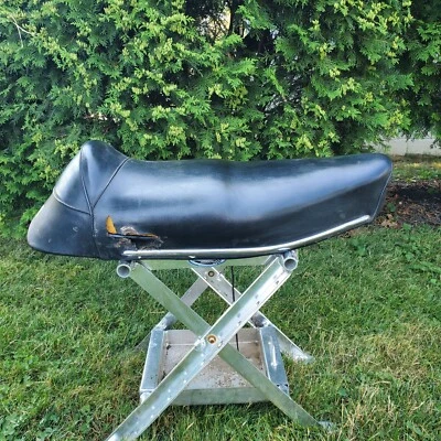 1970 BSA A65 L Lightning 650 Seat Saddle - Image 1 of 4