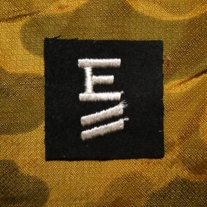 Años 50 y 60 US Navy Combat Excellence "E" marca distintiva 3er premio - Imagen 1 de 2
